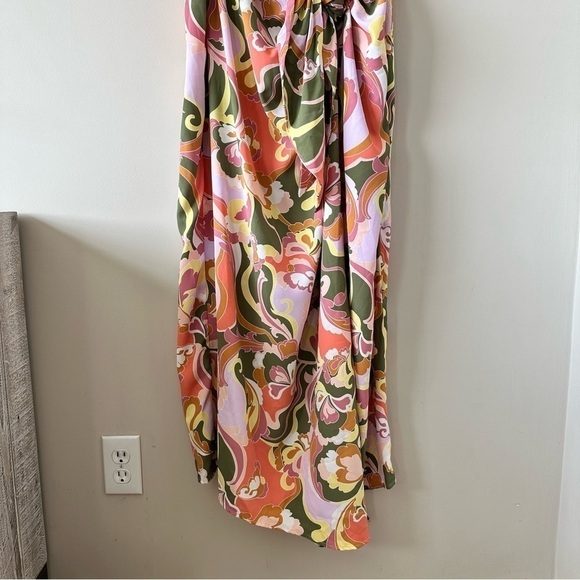 Show ME YOUR MUMU- Danielle Floral Wrap Front Midi Dress Size:3X - Picture 5 of 10